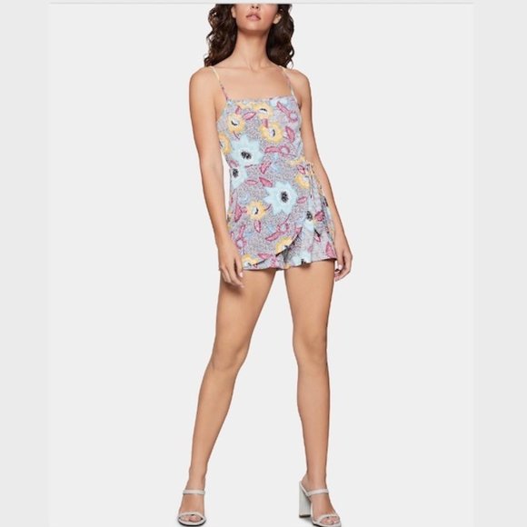 NWT Printed Faux-Wrap Romper | BCBGeneration - Picture 2 of 7